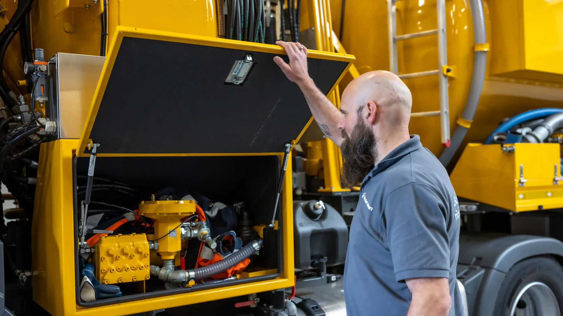 Milton - Van der Velden